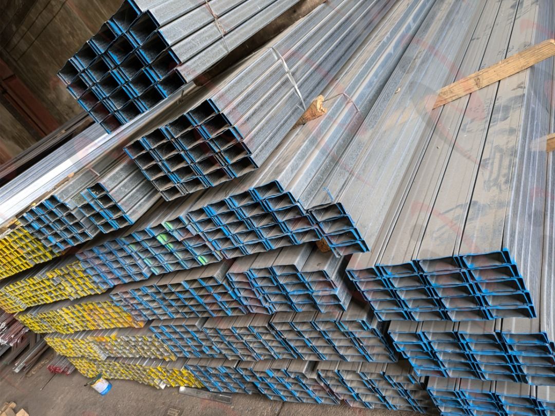 GI C-Purlin / Purlina – Galvanized Iron (Category: Home Improvement Tools & Accessories) located in Manila. Submitted by sheehan.inc (Listing ID 1458907370, Image 2). Description: 🏗️ GI C-Purlin / Purlina – Galvanized Iron Used for roof framing, wall framing, bracing, canopies and other structural support applications. 🧱 Length: 20 ft (6 m) 🛠️ Material: Galvanized Iron (GI) 📏 Thickness: 1.2mm | 1.5mm | 2.0mm 📐 Width: 2" (51mm) 📐 Height: 3" 