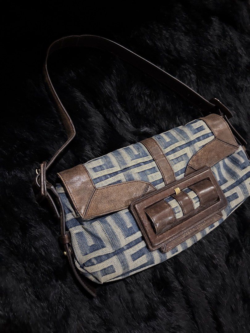 Vintage Givenchy Denim Baguette y2k Shoulder Kili Bag (Category: Luxury Bags & Wallets) located in Tuguegarao City. Submitted by blairxoxowear (Listing ID 1459005285, Image 3). Description: .