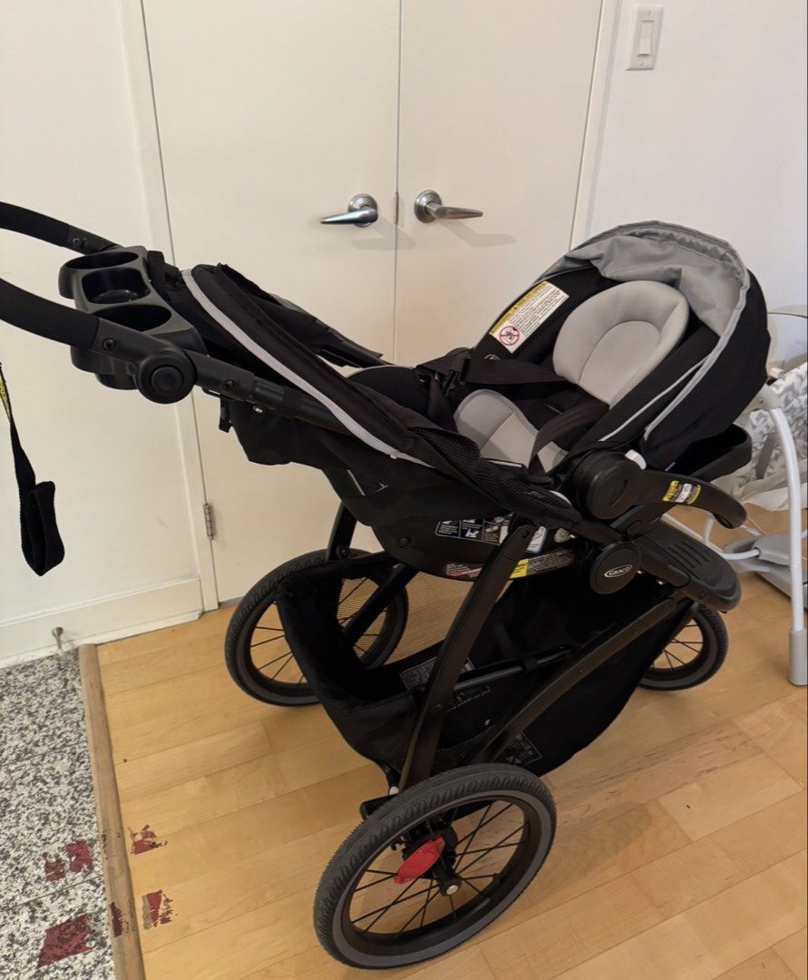 Graco Fastaction Jogger Stroller (Category: Strollers) located in Manila. Submitted by shimo26 (Listing ID 1459065761, Image 1). Description: Graco FastAction Jogger LX Travel System, Compact Jogging Baby Stroller and Car Seat Combo with SnugRide SnugLock 35 Lite Infant Car Seat, Rear-Facing from 1.8-16 kg (4-35 lb), Mansfield.