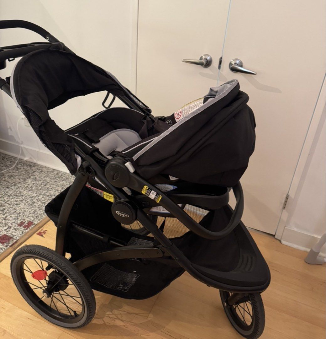 Graco Fastaction Jogger Stroller (Category: Strollers) located in Manila. Submitted by shimo26 (Listing ID 1459065761, Image 2). Description: Graco FastAction Jogger LX Travel System, Compact Jogging Baby Stroller and Car Seat Combo with SnugRide SnugLock 35 Lite Infant Car Seat, Rear-Facing from 1.8-16 kg (4-35 lb), Mansfield.