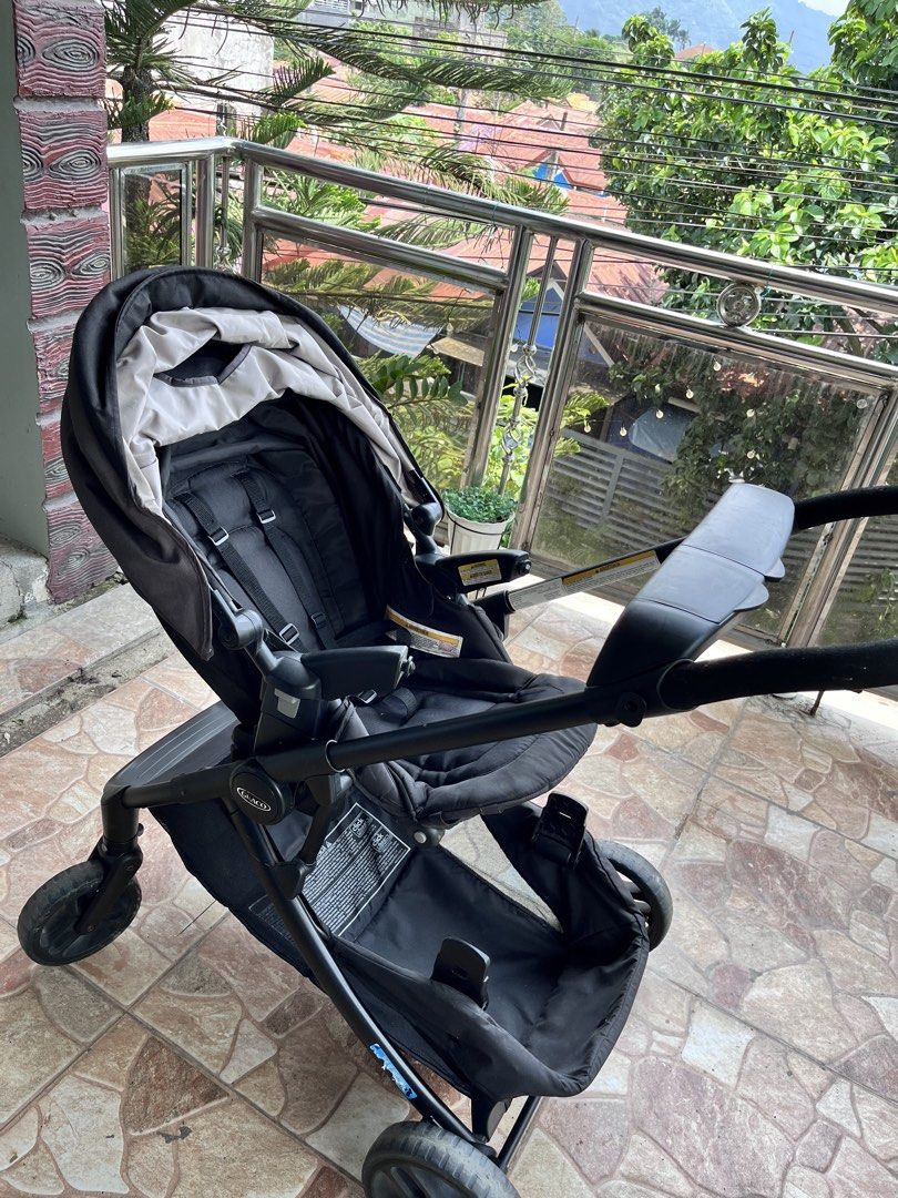 Graco Modes2Nest Travel System (Category: Strollers) located in Rodriguez. Submitted by aubreysee (Listing ID 1458935338, Image 2). Description: Graco Modes2Nest Travel system with Graco Snuglock Snugride 35 - barely used since we didn’t go out much - has scratches due to storage - can be front or back facing - can be mounted on top or bottom - can mount both seat and car seat at the same time - car seat expires on 2029 - very sturdy on all terra
