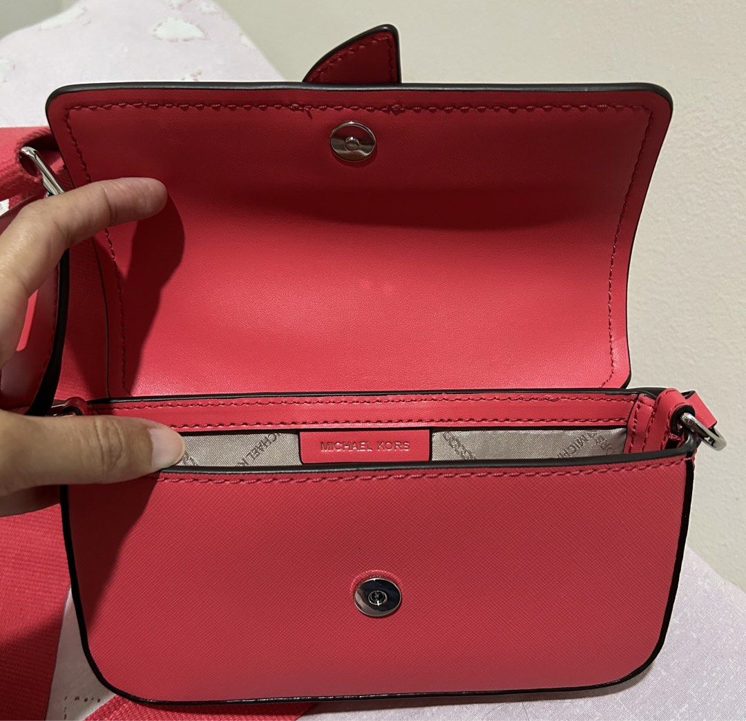 GREENWICH XS (Category: Luxury Bags & Wallets) located in Quezon City. Submitted by dropshopselections (Listing ID 1459008228, Image 3). Description: original new/unused xs crossbody in geranium with tag and ccard.