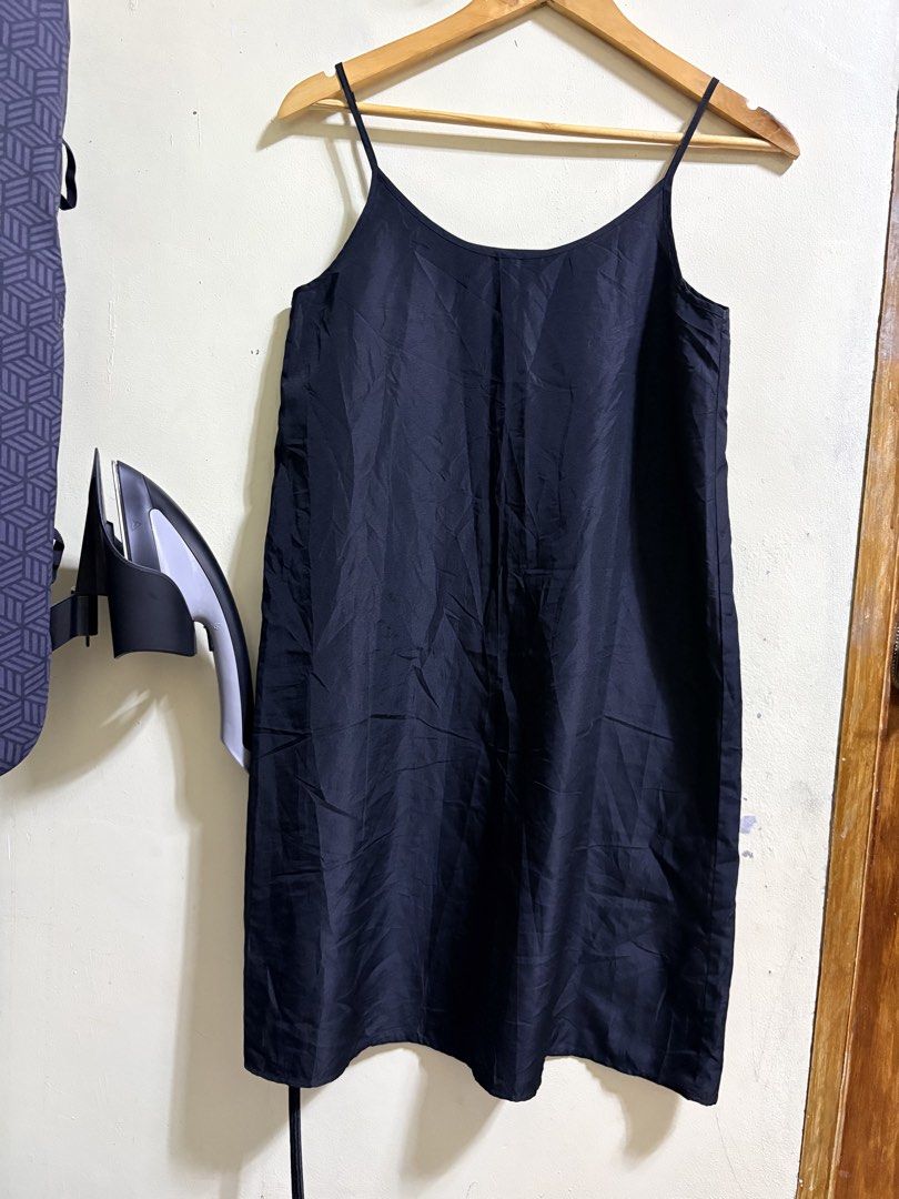 GU Black Spaghetti Strap Mini Dress Size S (Category: Dresses) located in Paete. Submitted by skydruemadison (Listing ID 1459084008, Image 1). Description: - GU black slip dress - Features spaghetti straps - Mini length - Simple and versatile design - Perfect for layering or wearing on its own - Easily dressed up or down.