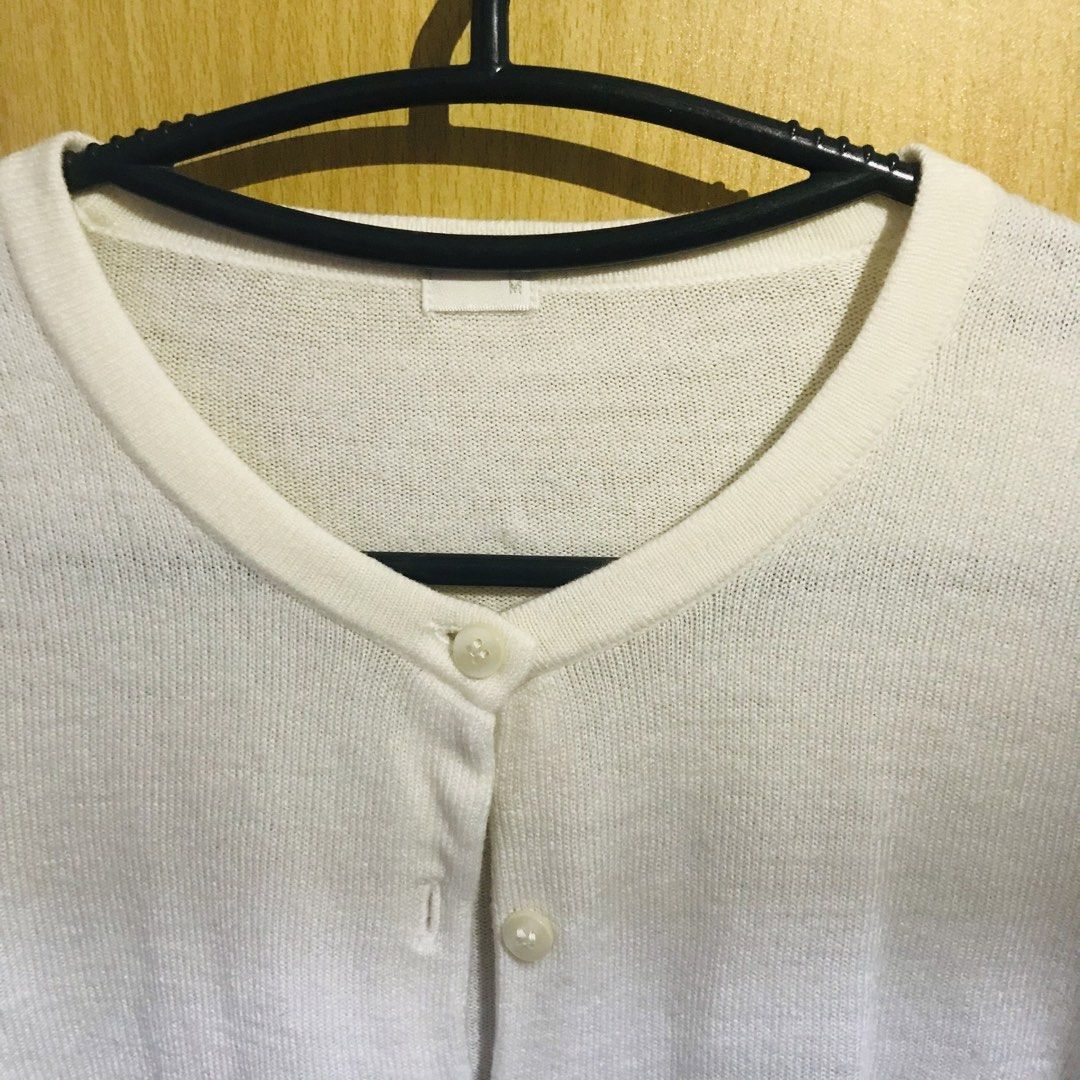 GU Button-Up Cardigan (Category: Coats, Jackets and Outerwear) located in Pantabangan. Submitted by ninizz (Listing ID 1458979049, Image 2). Description: location: baguio city.