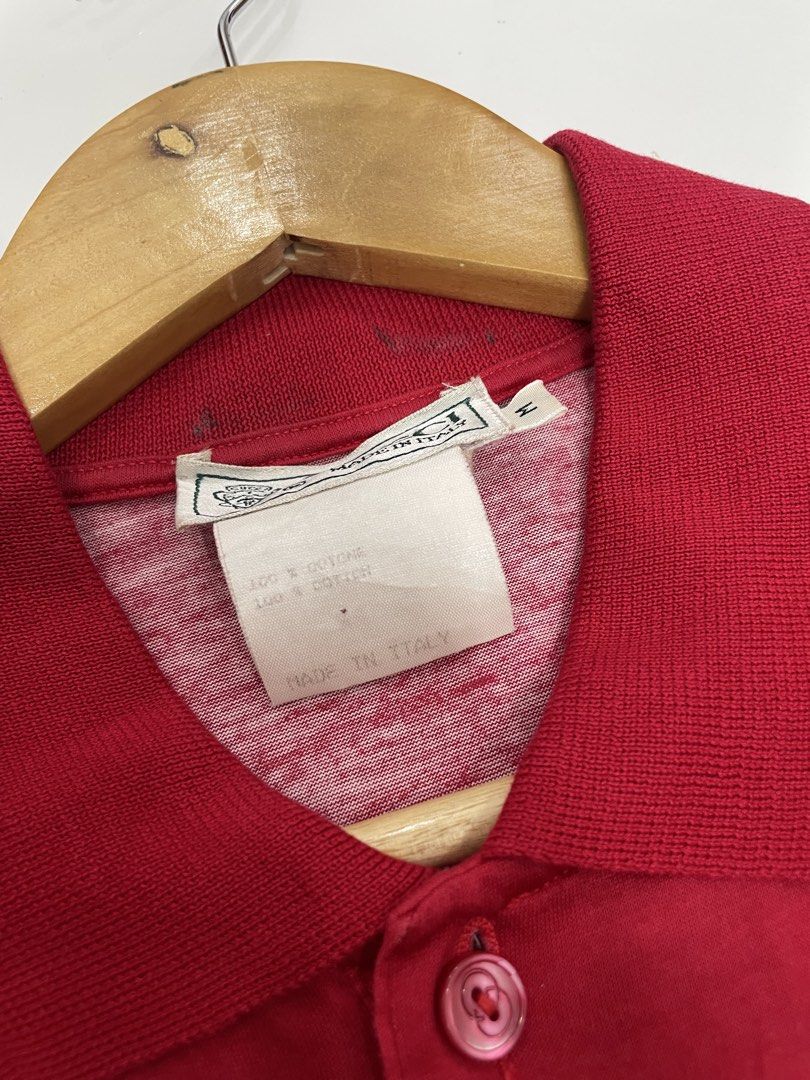 Gucci Vintage (Category: Tshirts & Polo Shirts ) located in Baguio. Submitted by singlestitchbc (Listing ID 1458972707, Image 3). Description: .