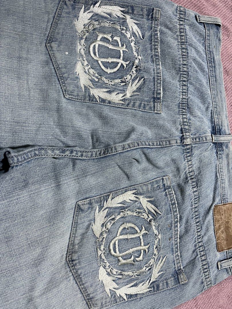 G-Unit Denim Shorts - Embroidered Logo - Size 36 (Category: Shorts) located in Cavite. Submitted by arespichri90266 (Listing ID 1459053040, Image 3). Description: G-Unit Long Jorts Issue: Minimal Loose stitch and Minimal Paint Stain Color rate: 9/10 Size: 34 on tag Measurements via tape measure: W: 34 L:27 Leg opening:12.5 .