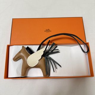 （分類：）位於 。 由 buluuu. 提交（商品編號 1458945790，圖片 1）。簡介： 。