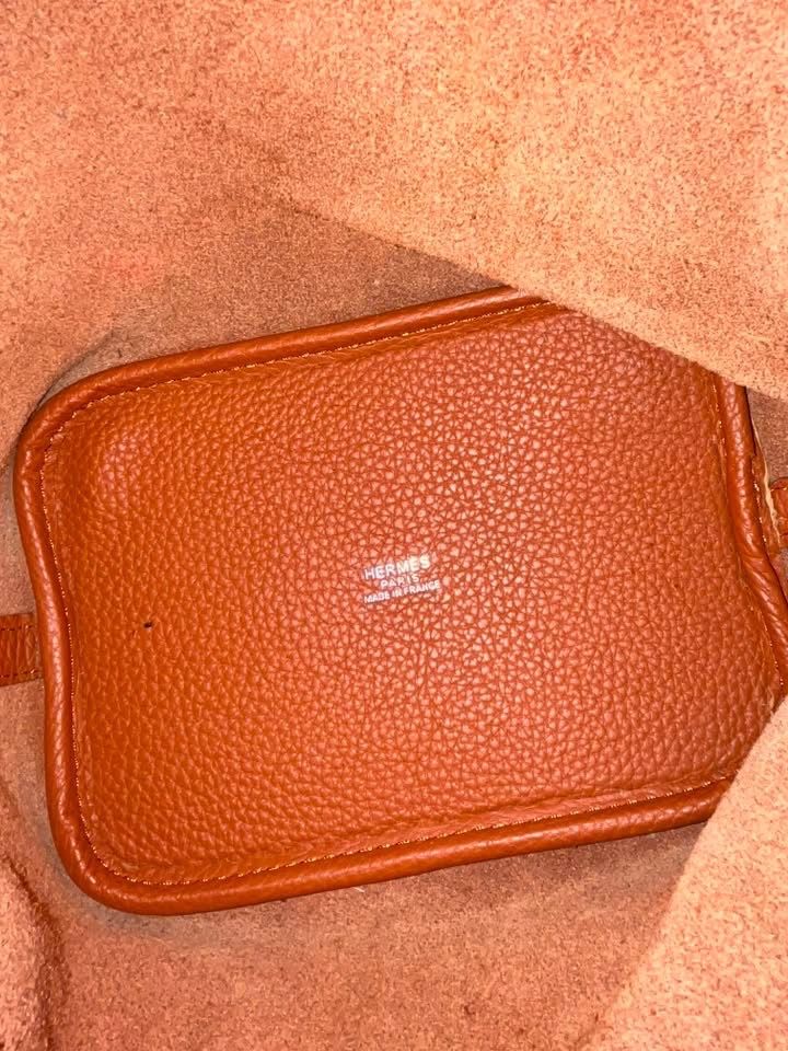 Hermes Picotin 18 (Category: Luxury Bags & Wallets) located in Caloocan City. Submitted by warmstone.a45d72 (Listing ID 1459023435, Image 2). Description: i’m has great smell premium feels.
