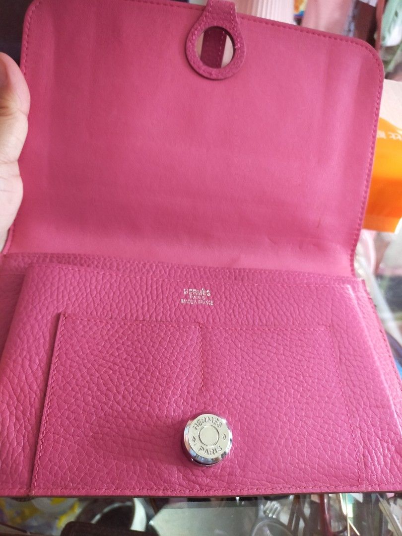 Hermes Pink Leather Wallet 💯%Original (Category: Luxury Bags & Wallets) located in Manila. Submitted by new-opening (Listing ID 1458907316, Image 1). Description: - Authentic Hermes pink leather wallet - Made in France - Snap closure - Interior card slots - Includes separate zippered pouch - Classic design, ideal for everyday use riri,M4 at the back of zipper. .