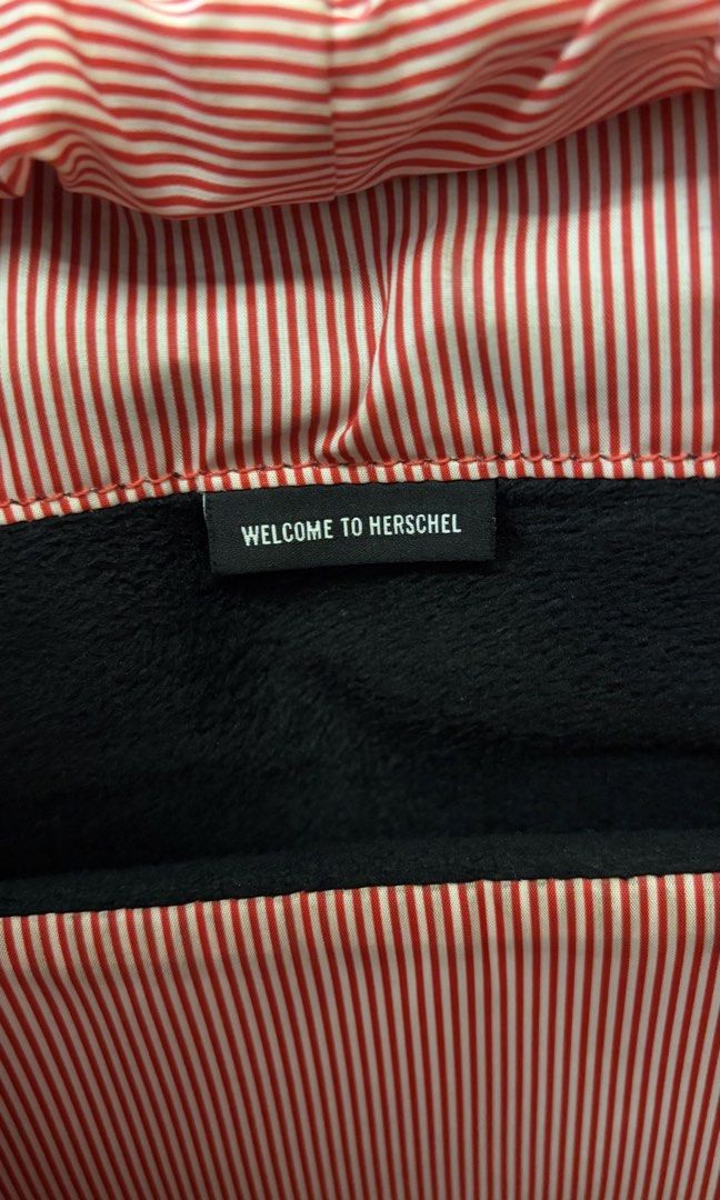 Herschel Little America Backpack 30L (Category: Backpacks) located in Manila. Submitted by freshgoodies (Listing ID 1458922859, Image 3). Description: Selling my Herschel Little America Backpack (30L). Product is original. Last price is 2,000 PhP. RFS - need a smaller one. .
