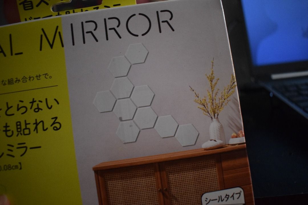 Hexagonal Acrylic Sticker Mirror Set (Category: Other Home Furniture) located in Caloocan City. Submitted by lunastreasure (Listing ID 1459074416, Image 2). Description: Dimensions: Each piece measures 16 cm × 18.5 cm with a thickness of 0.08 cm.Quantity: The package contains a set of 10 pieces.Material Features: Lightweight and shatter-resistant compared to traditional glass mirrors.Design: Hexagonal shape allowing you to create custom geometric