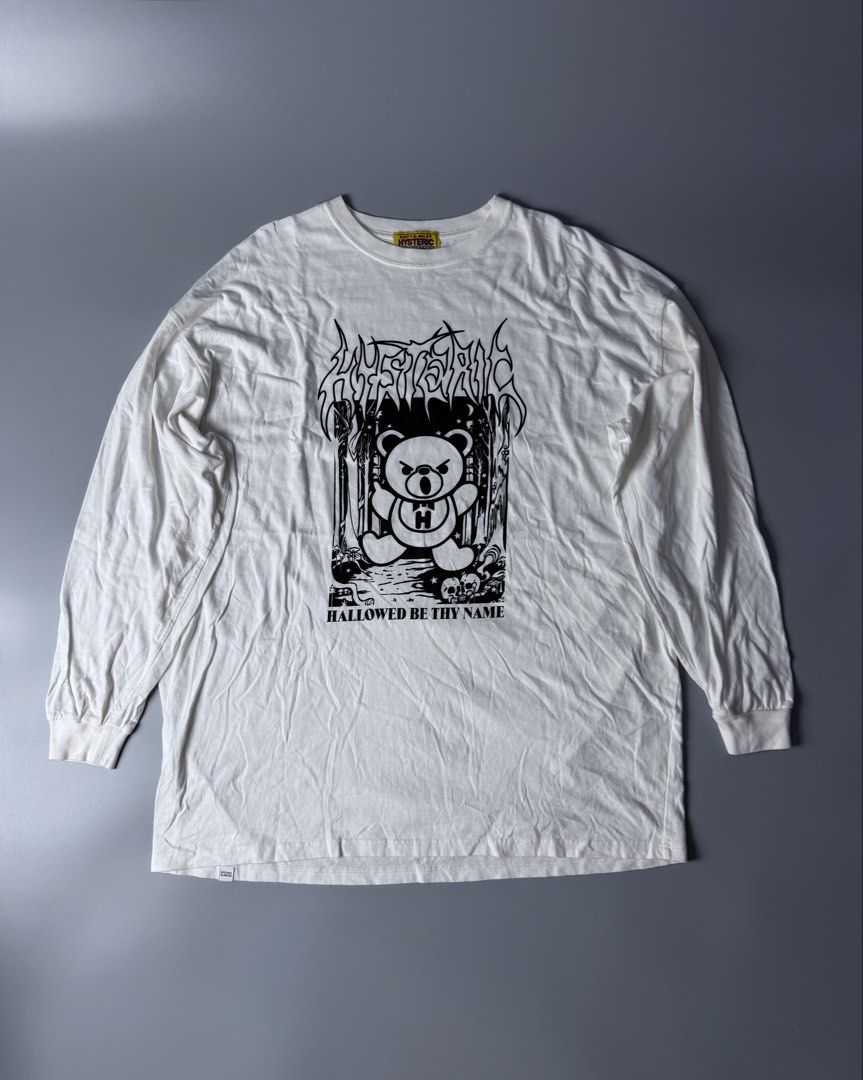 Hysteric Glamour Gothic Teddy Longsleeve (Category: Coats, Jackets and Outerwear) located in San Pablo. Submitted by zzz.archvs (Listing ID 1459085072, Image 1). Description: Still in excellent condition No flaw Measurements on pictures .