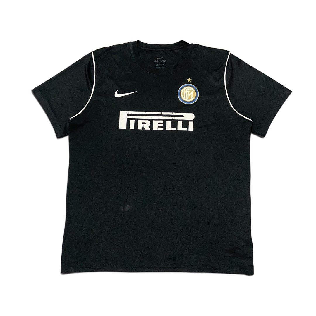 Inter Milan (Category: Tshirts & Polo Shirts ) located in Batangas. Submitted by hanz.dodge (Listing ID 1459043457, Image 1). Description: ⚜️Inter Milan 📌24 Width x 30 Length (M-L Best fit) 📌9.5/10 Color Rate 📌Good Condition 📌Crack Prints (F/B) 🏷️ 430.