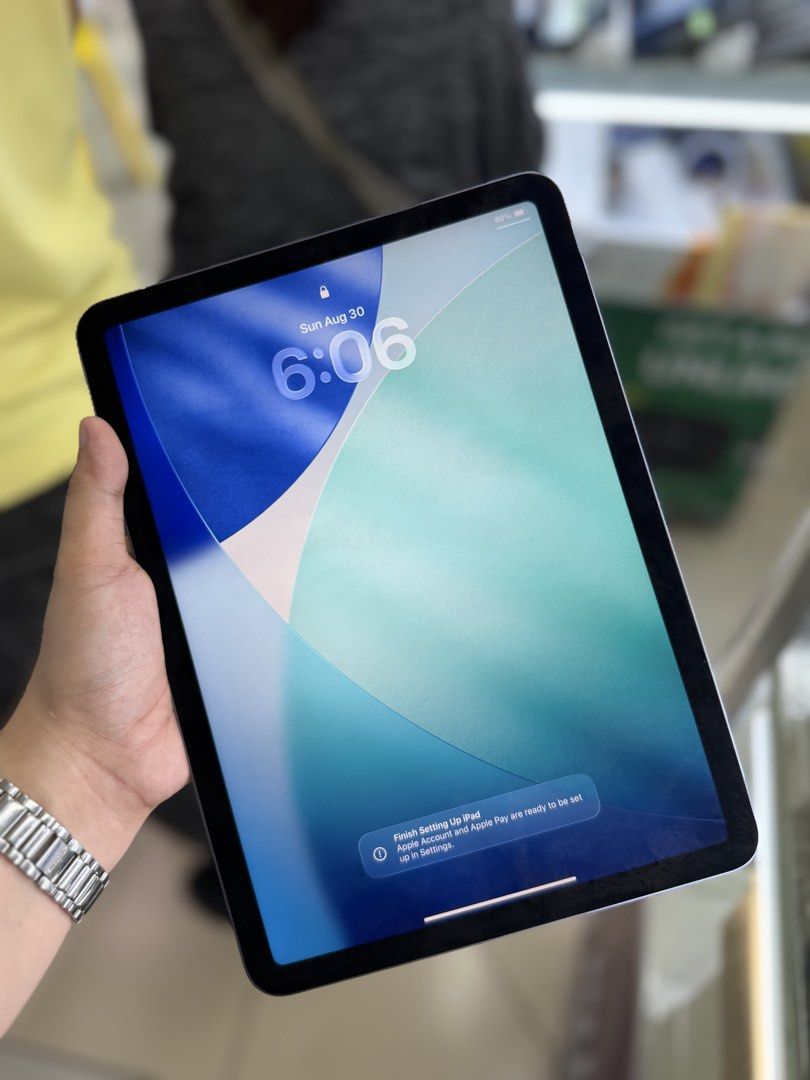 Ipad air 5 256GB Wifi only M1 chip (Category: iPad) located in San Juan City. Submitted by najihahtelecomshop2018 (Listing ID 1459015471, Image 2). Description: Legit Store | Original unit FOR SALE | TRADE / SWAP ▫️INSTALLMENT thru: 🔸Credit Card (straight / installment) 🔸Ggives / Gcredit + 6% interest 🔸Spay Later + 6% interest (RFS: Buy and Sell any kinds of Gadgets) Description: Ipad Air 5 256GB ( other GB are also available) 100% Battery Hea