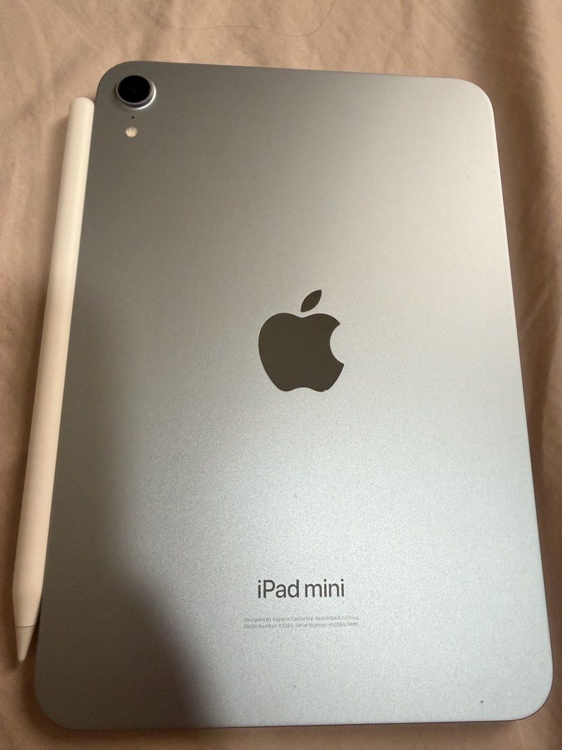Ipad Mini with Apple Pencil (Category: iPad) located in Manila. Submitted by chelseapal56334 (Listing ID 1458979713, Image 2). Description: Ipad Mini with Apple Pencil Slightly Used Minimal to no scratches 128GB Battery Health: 97% Cash Transaction only.