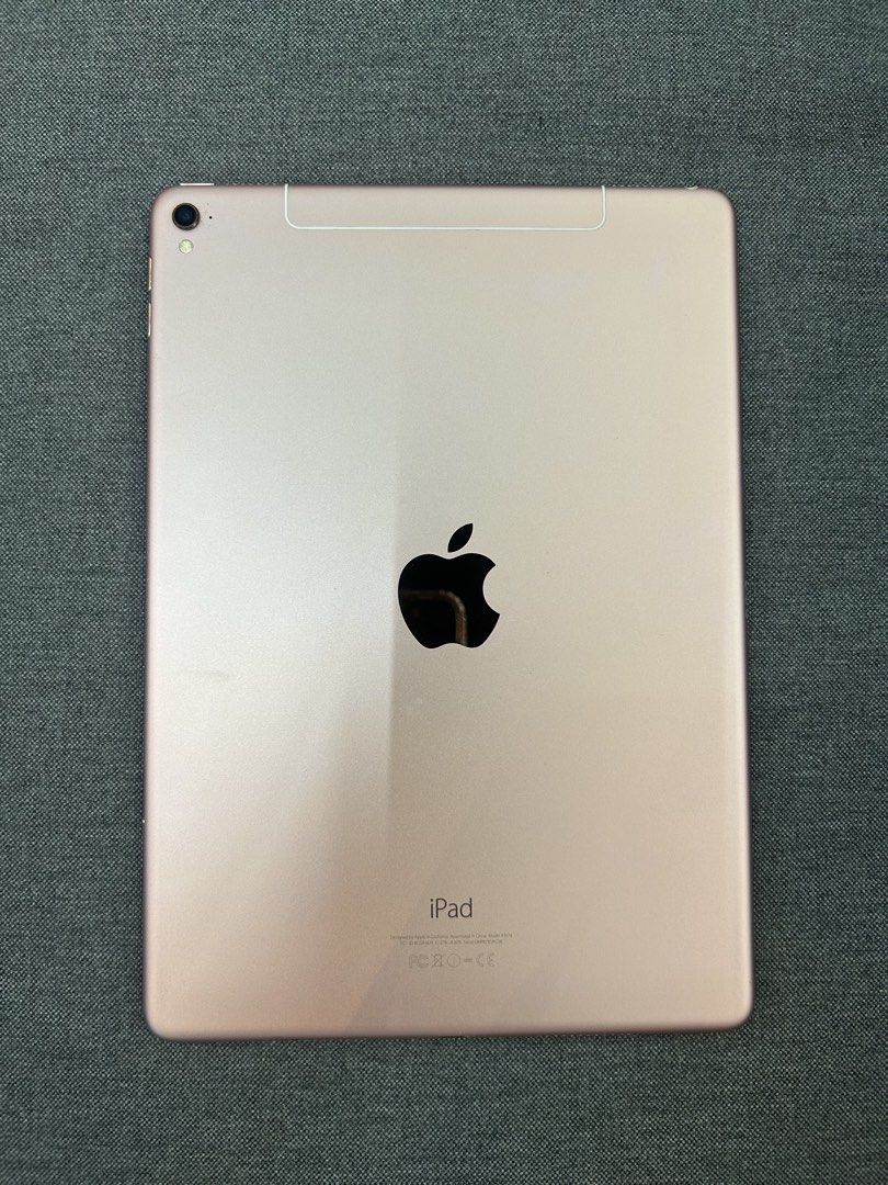 iPad Pro (9.7-inch) | 128 GB | Pre-owned (Category: iPad) located in Manila. Submitted by shekinahgracee (Listing ID 1458917068, Image 2). Description: iPad Pro 128 GB Pre-owned 16.7.16 OS Version Cellular, Wifi.