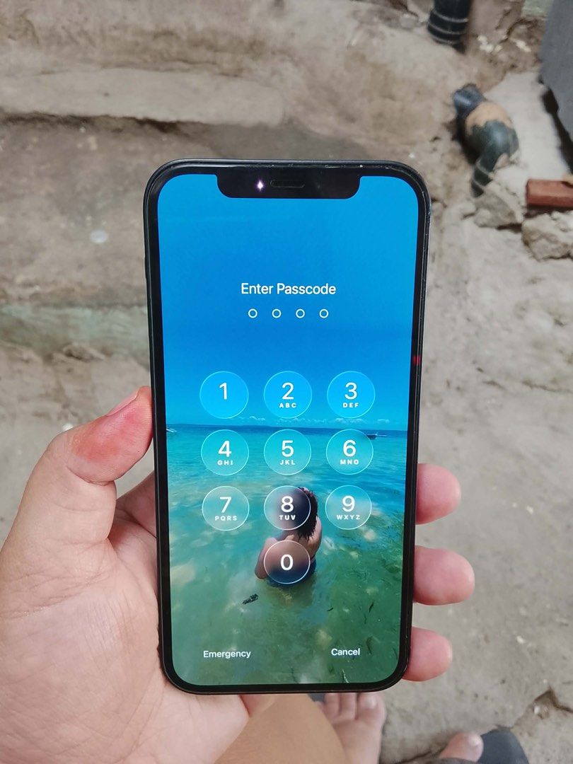 IPHONE 12 (Category: Other Mobile & Gadget Accessories) located in Manila. Submitted by krayzel2001 (Listing ID 1458987018, Image 2). Description: iPhone 12 📲 12,800 SALE OR SWAP •128GB •100% Batt Health •No Icloud Issues •Check all you want / Reset all you want •Updated Ios 26.3.1 •No hidden issues •Lady owned Unit Charger Case RFS: Spare phone only 😄 DM ME 📩.