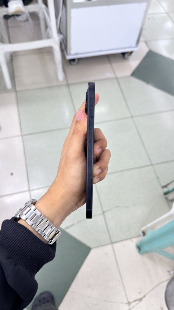 iPhone 15 Plus eSIM 128gb 83% BH FU (Category: iPhone 15 Series) located in Manila. Submitted by carimgadgets (Listing ID 1459019382, Image 3). Description: .