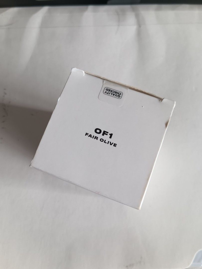 issy foundation OF1 fair olive (Category: Makeup) located in Paranaque City. Submitted by mykazuha (Listing ID 1459022315, Image 2). Description: issy active foundation OF1 fair olive used 5x only box has few marks but still functional cleaned and sanitized purchased php699, selling for 500 funds will benefit my lola's cancer funds! 🩷 mop: gotyme, unionbank mod: lalamove, angkas loc: bicutan paranaque sf and booking handled by buyer pls.
