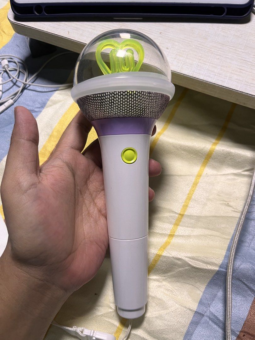 IU lightstick (Category: Lighting) located in Baguio. Submitted by thrifty_henry (Listing ID 1458998615, Image 1). Description: Sign of usage Working .