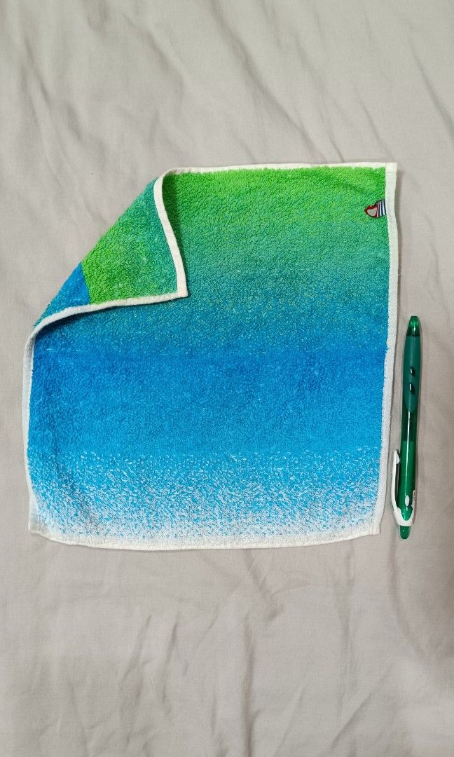 Japan Imabari Face Towel (Category: Bedding & Towels) located in Makati City. Submitted by jstreasuredfinds (Listing ID 1459009853, Image 2). Description: 4pcs Washed and sanitized..
