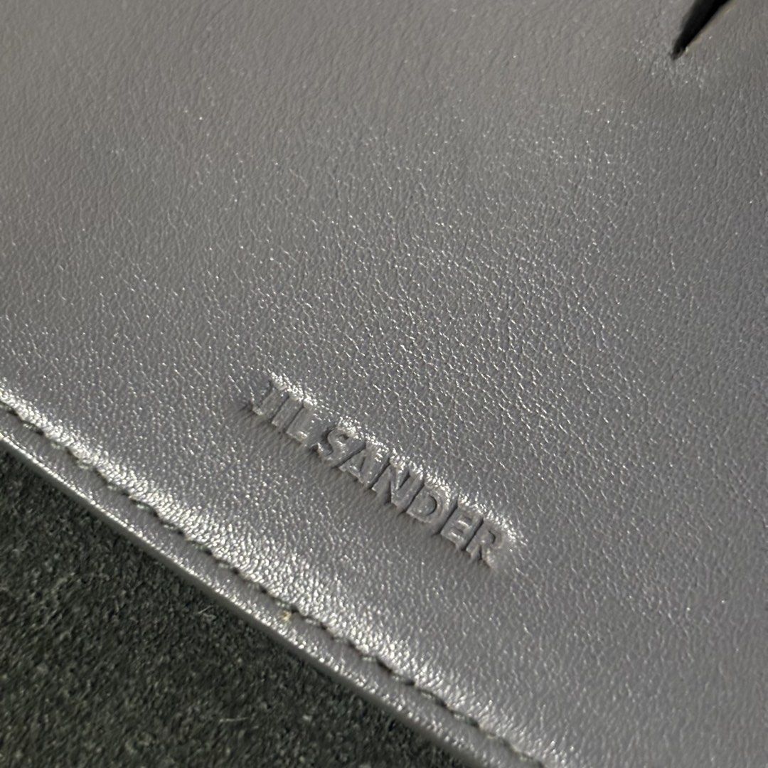 JIL SANDER View Shoulder Bag (Category: Luxury Bags & Wallets) located in Dasmarinas. Submitted by arthrthriftcop. (Listing ID 1459009719, Image 3). Description: JIL SANDER VIEW Shoulder Bag Authentic used condition sign of usage Need cleaning suede part 22 cm, Height 31 cm, Width Please check Photo for ref. Feel free to inquire quick replies.