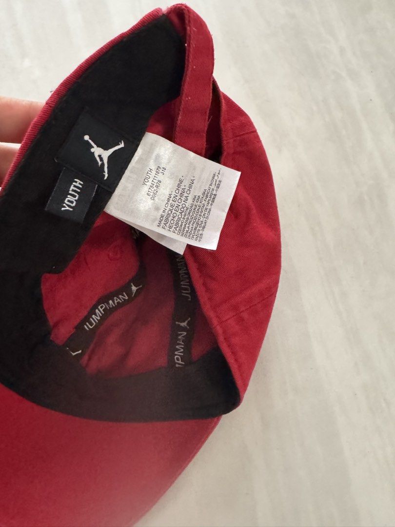 Jordan Jumpman Cap (Category: Babies & Kids Fashion) located in Makati City. Submitted by kdl123 (Listing ID 1458890678, Image 2). Description: - Youth Red Jordan Cap - Features iconic embroidered Jumpman logo - Adjustable strap for a comfortable, secure fit - Ideal for everyday wear and sports activities - Clean and ready for its new owner.