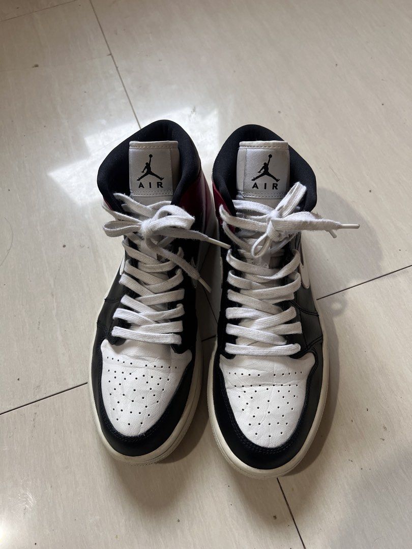 Jordan shoes (Category: Announcements) located in Zamboanga. Submitted by safe.haimer (Listing ID 1459017267, Image 3). Description: Jordan shoes Size 10 Excellent condition Color rate Issues minimal lg.