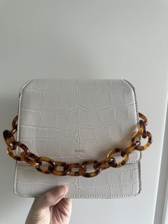 （分類：）位於 。 由 crystalwkkk 提交（商品編號 1459053078，圖片 1）。簡介： 。