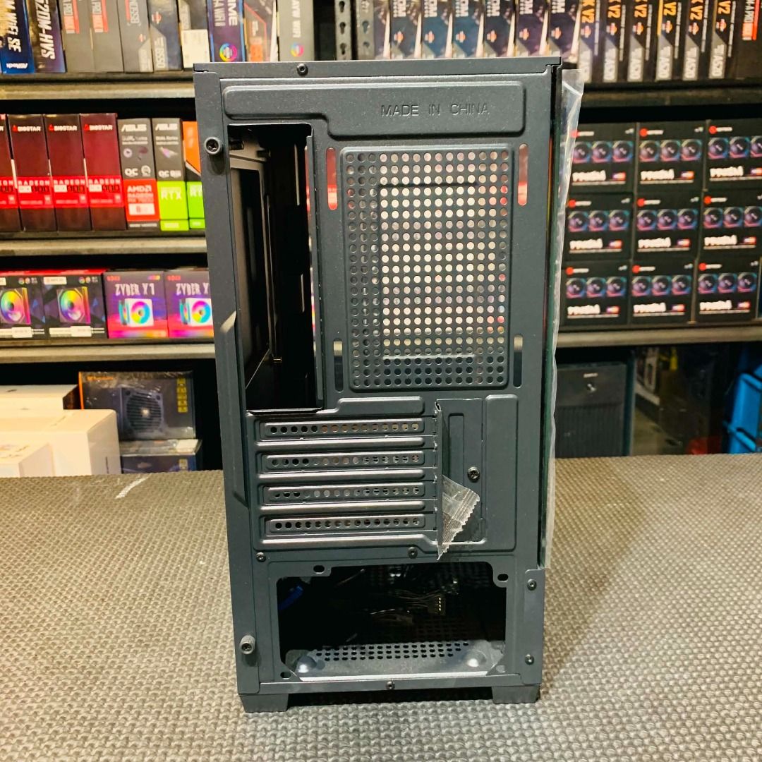 Keytech Robin View M-ATX Tempered Glass PC Computer Case Black (Category: Desktops) located in Caloocan City. Submitted by swiftdeer.cf08f3 (Listing ID 1458990602, Image 3). Description: - Sleek computer case with premium tempered glass side panels. - Convenient front panel access: USB 3.0 ports and audio jacks. - Ample internal space for all your components. - Excellent airflow design with fan mounts for optimal cooling. - Multiple expansion slo
