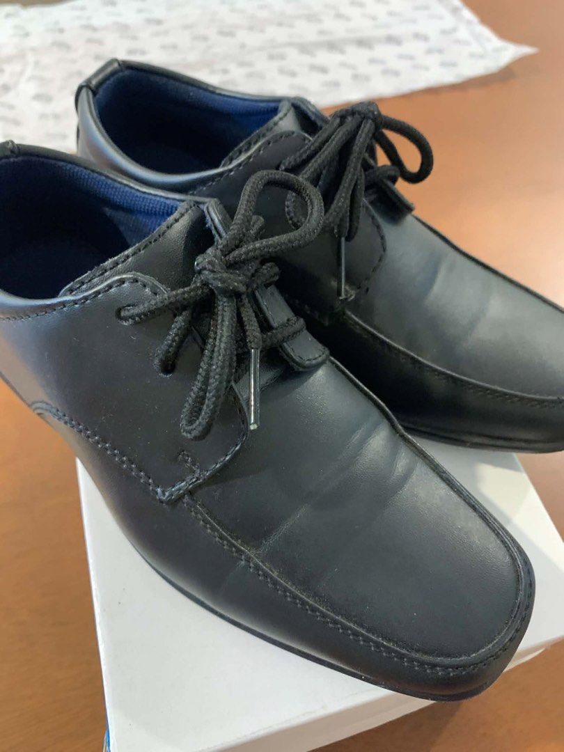 Kids Leather Shoes (Category: Babies & Kids Fashion) located in Quezon City. Submitted by declutter_with_ericka (Listing ID 1458900456, Image 3). Description: Boys Leather Shoes Good as new Length: 21-22cms.