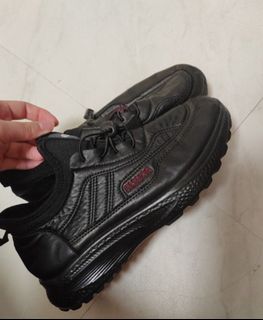 (Category: ) located in . Submitted by simleng2100 (Listing ID 1459011579, Image 1). Description: .