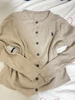 (Category: ) located in . Submitted by riellefinds (Listing ID 1458949279, Image 1). Description: .