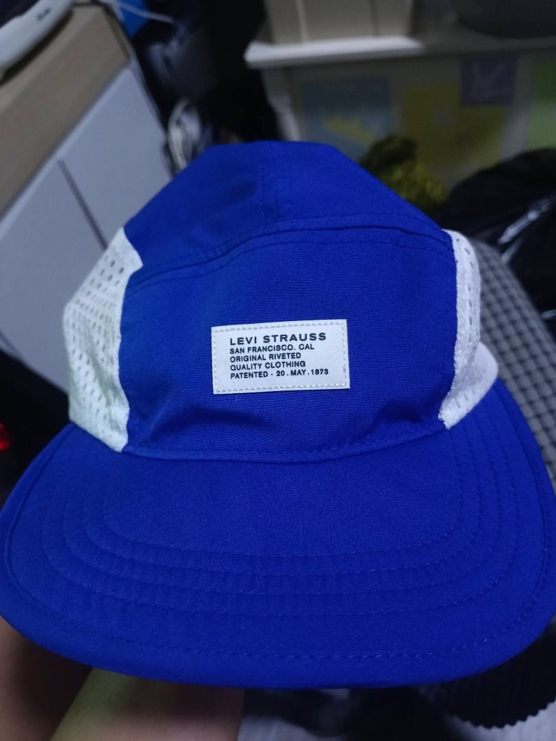 Levi's 5 panel cap (Category: Caps & Hats) located in Panabo. Submitted by assrtdph (Listing ID 1459025205, Image 2). Description: SALE! SALE! SALE! - Authentic -Dri fit Nylon Material -Like New Condition no flaw .