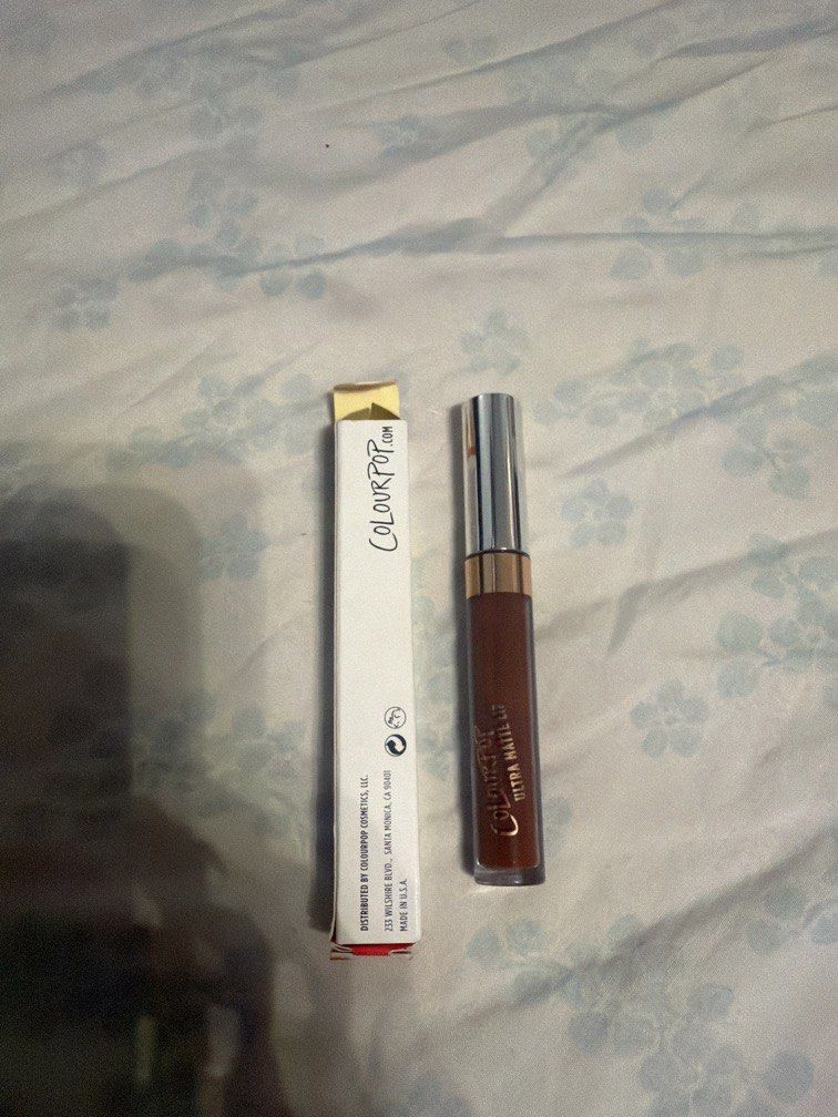 Lippies (Category: Makeup) located in Pasig City. Submitted by emashopaholic (Listing ID 1458935077, Image 3). Description: Unused/New Lippies Colourpop and Kylie ₱100 each RFS lowest price: Near expiration Lippies from bazaar Pasig pick up SF c/o buyer Gcash.