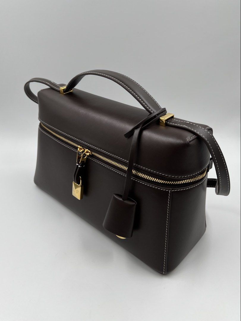 ⚜️Loro Piana L27 Dark brown/choco (Category: Luxury Bags & Wallets) located in Makati City. Submitted by 90sangel (Listing ID 1459068703, Image 2). Description: .