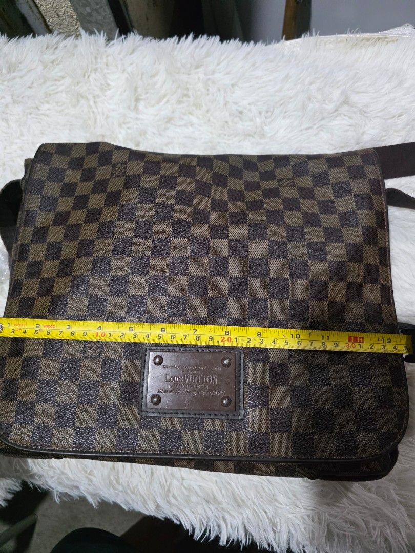Louis Vuitton Damier Ebene Canvas Messenger Bag (Category: Luxury Bags & Wallets) located in Lemery. Submitted by venus23 (Listing ID 1459030343, Image 2). Description: - Louis Vuitton messenger bag - Classic Damier Ebene canvas - Spacious interior for daily essentials - Secure zipper closure - Adjustable strap for comfortable wear - Timeless piece for everyday use - Please check photos for condition details.