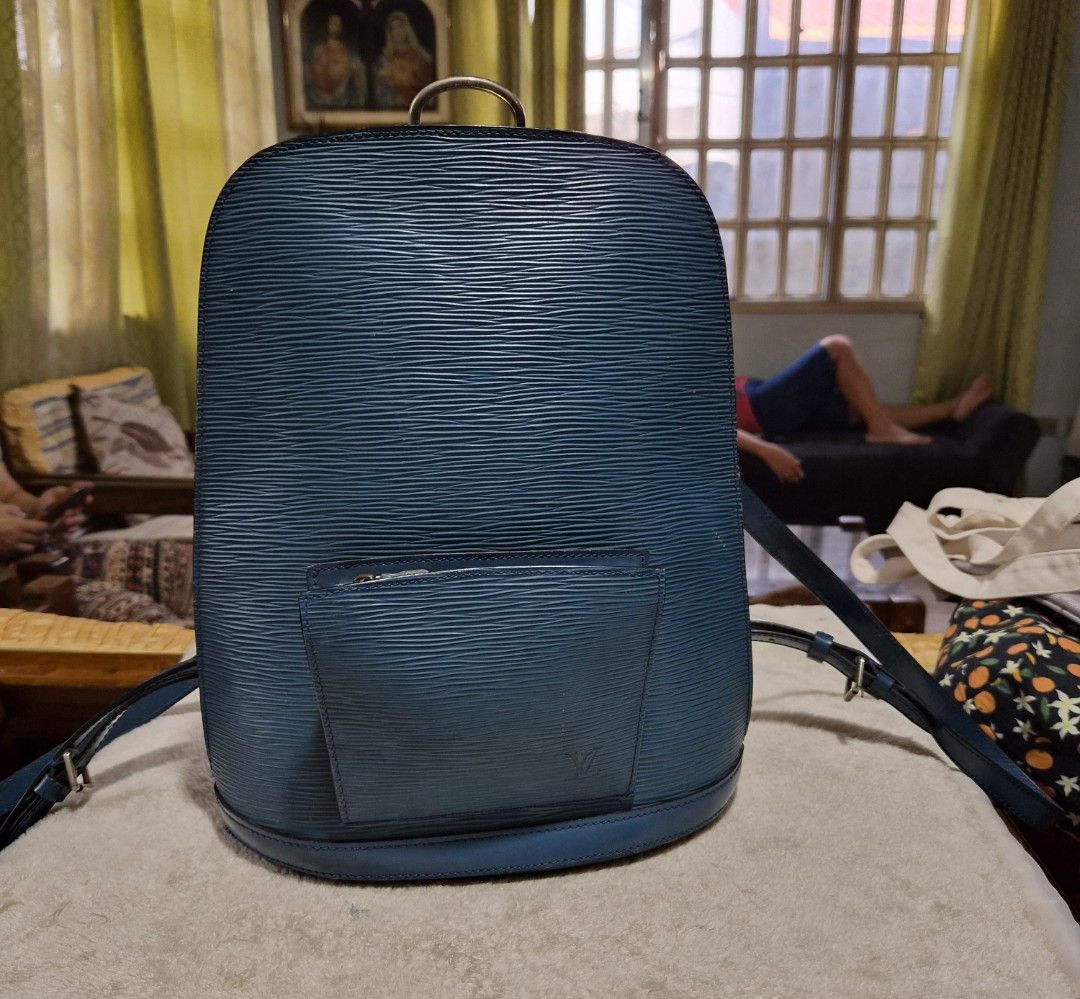 Louis Vuitton Gobelins Epi Leather Backpack in Blue (Category: Luxury Bags & Wallets) located in Mandaue City. Submitted by chuchi152615 (Listing ID 1458903591, Image 1). Description: - Classic Louis Vuitton Epi leather backpack - Front zip pocket - Small slip pocket - Adjustable straps - Ideal for everyday use.