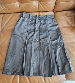 (Category: ) located in . Submitted by sellerhere8 (Listing ID 1458937323, Image 1). Description: .