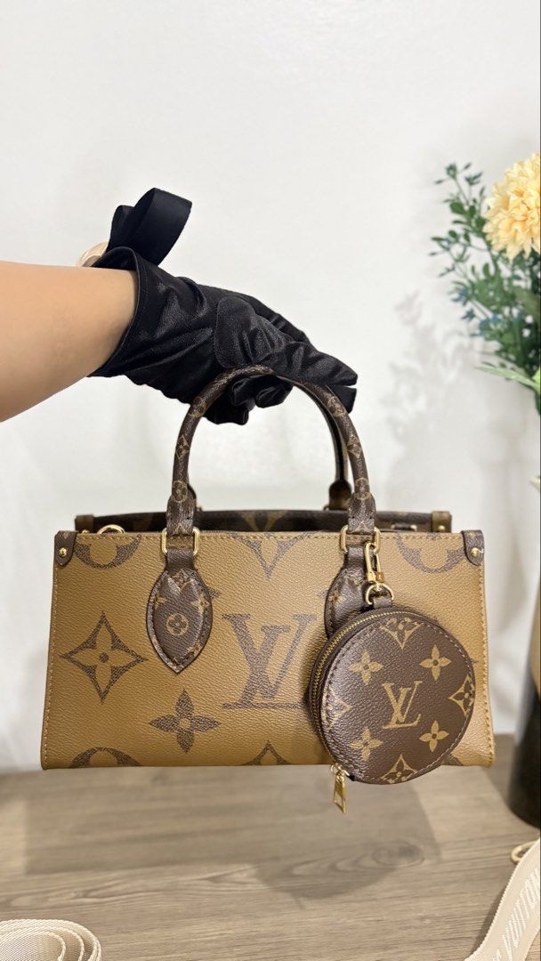 Louis Vuitton OnTheGo East West Chain (Category: Luxury Bags & Wallets) located in Manila. Submitted by the.japan.collectives (Listing ID 1458950306, Image 2). Description: Louis Vuitton OnTheGo East West Chain ‼️scannable & microchipped‼️ 💯authentic japan sourced bags🇯🇵.