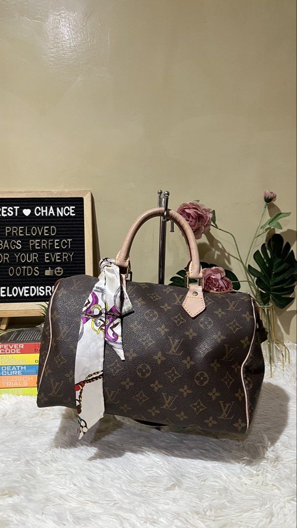 Louis Vuitton Speedy Monogram Canvas Handbag (Category: Luxury Bags & Wallets) located in Mati. Submitted by CrestChancebyIFT (Listing ID 1459026244, Image 1). Description: - Classic Louis Vuitton Speedy bag - Monogram canvas with vachetta leather trim - Includes original lock and keys - Date code: M41526 - Timeless and versatile for daily use.