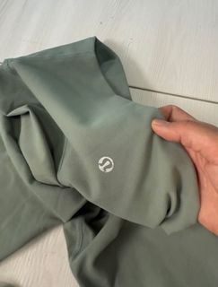 （分類：）位於 。 由 mjmanika 提交（商品編號 1458956973，圖片 1）。簡介： 。