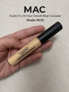 (Category: ) located in . Submitted by simplydecluttering_makeup (Listing ID 1458997008, Image 1). Description: .