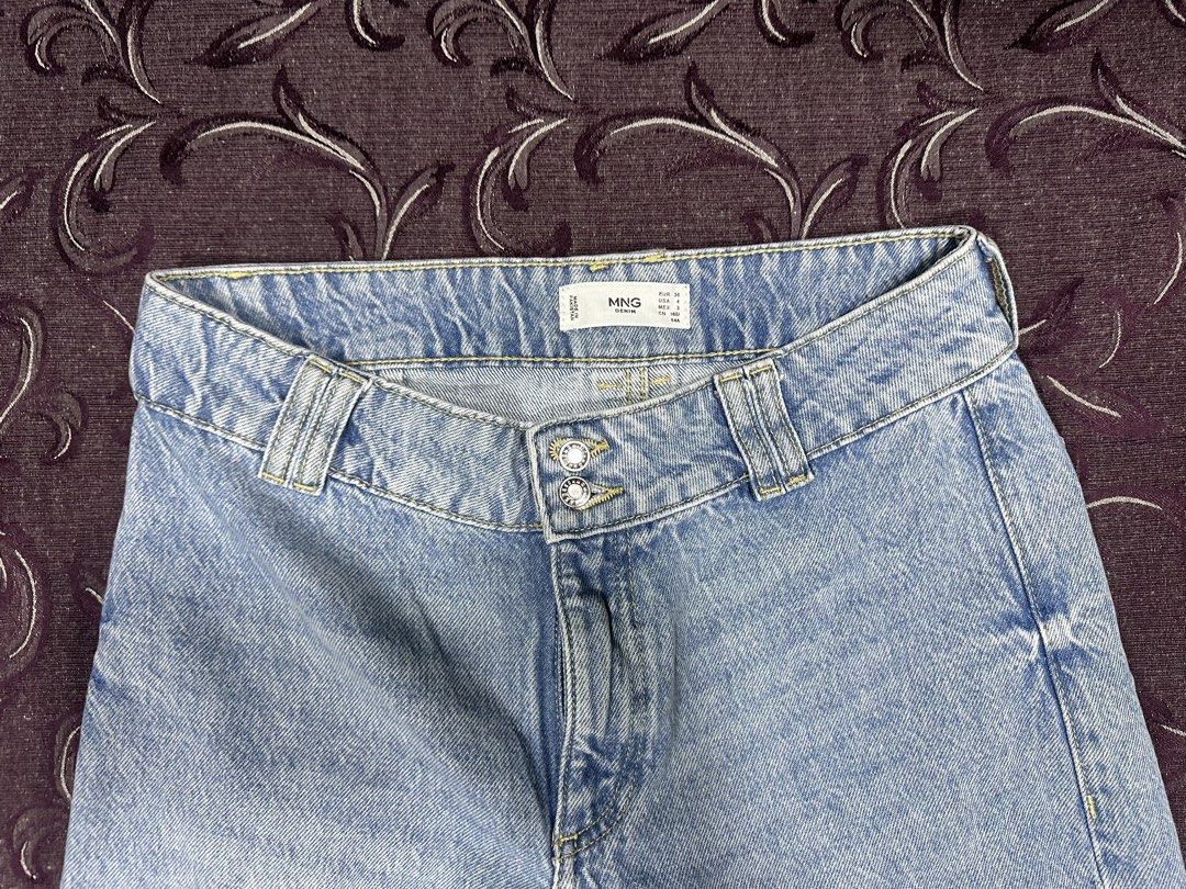 MANGO straight cut denim pants / jeans (Category: Other Bottoms) located in Cavite. Submitted by vvvv.store (Listing ID 1459073047, Image 2). Description: .
