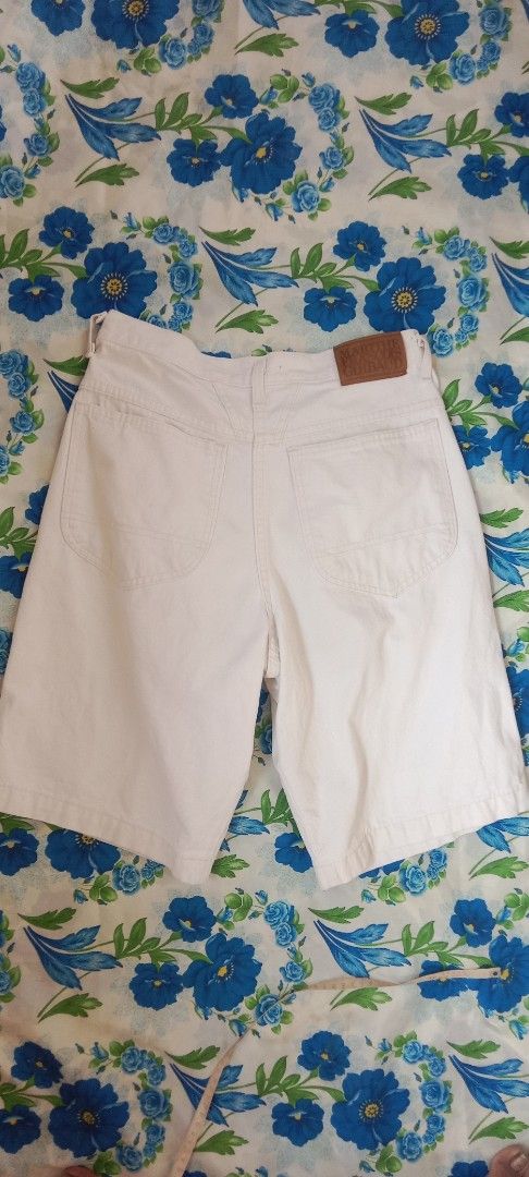 MARITHE + FRANCOIS GIRBAUD White Denim Shorts Size 30 (Category: Shorts) located in Koronadal. Submitted by gifts.thrifts (Listing ID 1458914225, Image 2). Description: - Brand: Marithe + Francois Girbaud - Color: White - Style: Classic five-pocket denim shorts - Closure: Button and zip fly - Size: 30 waist - Origin: Made in USA of imported fabric - Occasion: Great for casual wear.