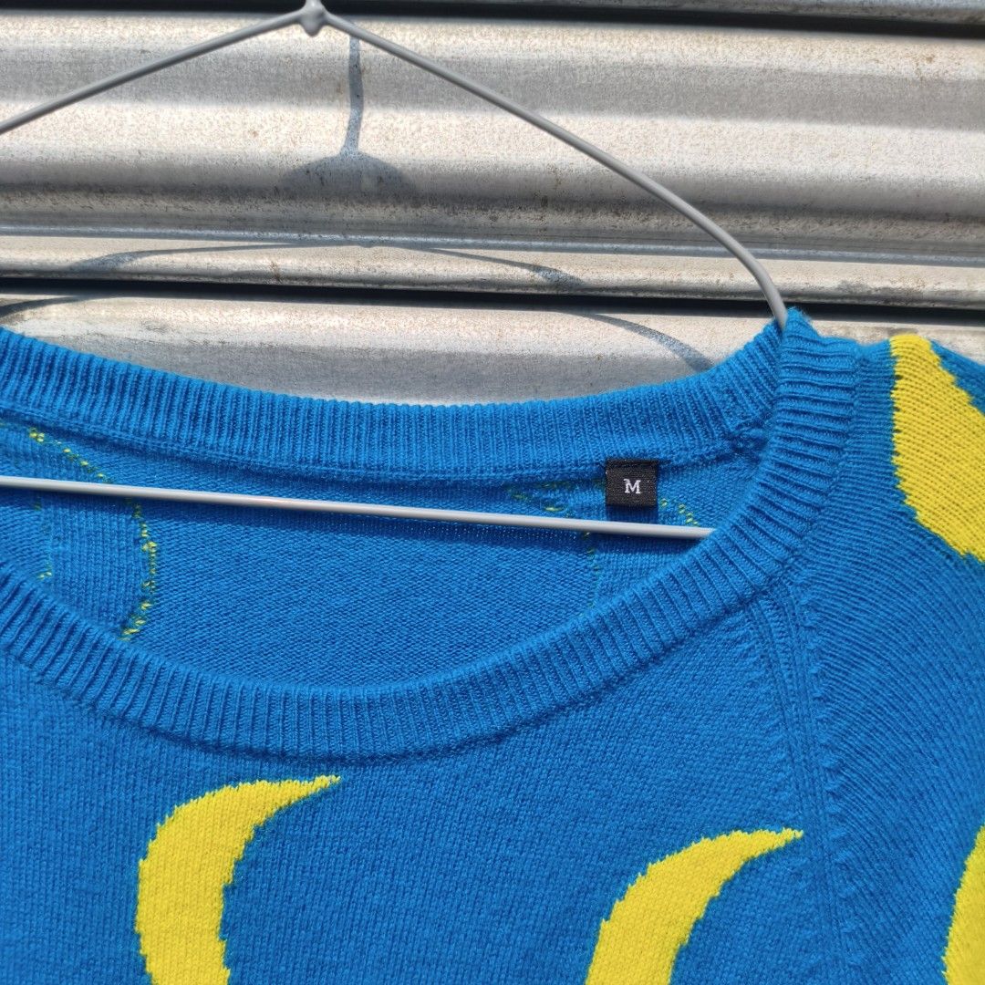 (medium-large) moon all over knit blue cashmere sweater (Category: Coats, Jackets and Outerwear) located in Lucena. Submitted by minryism (Listing ID 1458989016, Image 3). Description: cashmere royal blue all over moon sweater 🌙🌙🌙🌙🌙🌙 🌝🌝 fits medium-large ladies 🌙🌙 fits small men onli: 300 Length:27 in Width (pit to pit):15-17 in Sleeves:27 in Arm opening: 9 ayun kaines may 1 hole sya!!!! idk if i can dart/ mend this with my skillz tho o