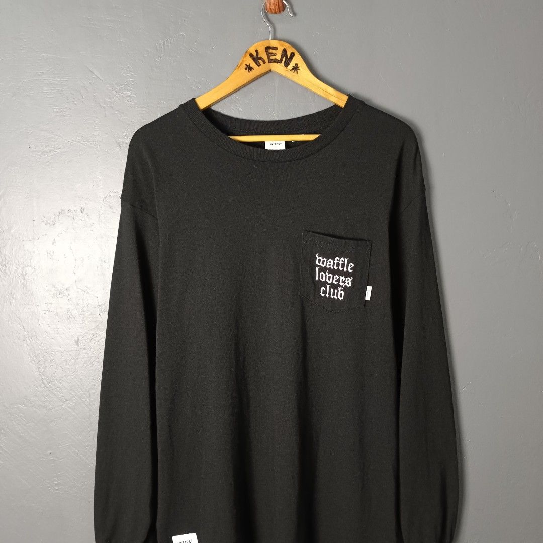Men's - WTAPS X Vans (Category: Tshirts & Polo Shirts ) located in Bacolod City. Submitted by drop.ph (Listing ID 1458957966, Image 1). Description: WTAPS x Vans - Waffle Lovers Club Authentic *Size S fits M - 21x29 *Excellent *No Flaws *Price: 2,000php *Add SF if outside Bacolod City .
