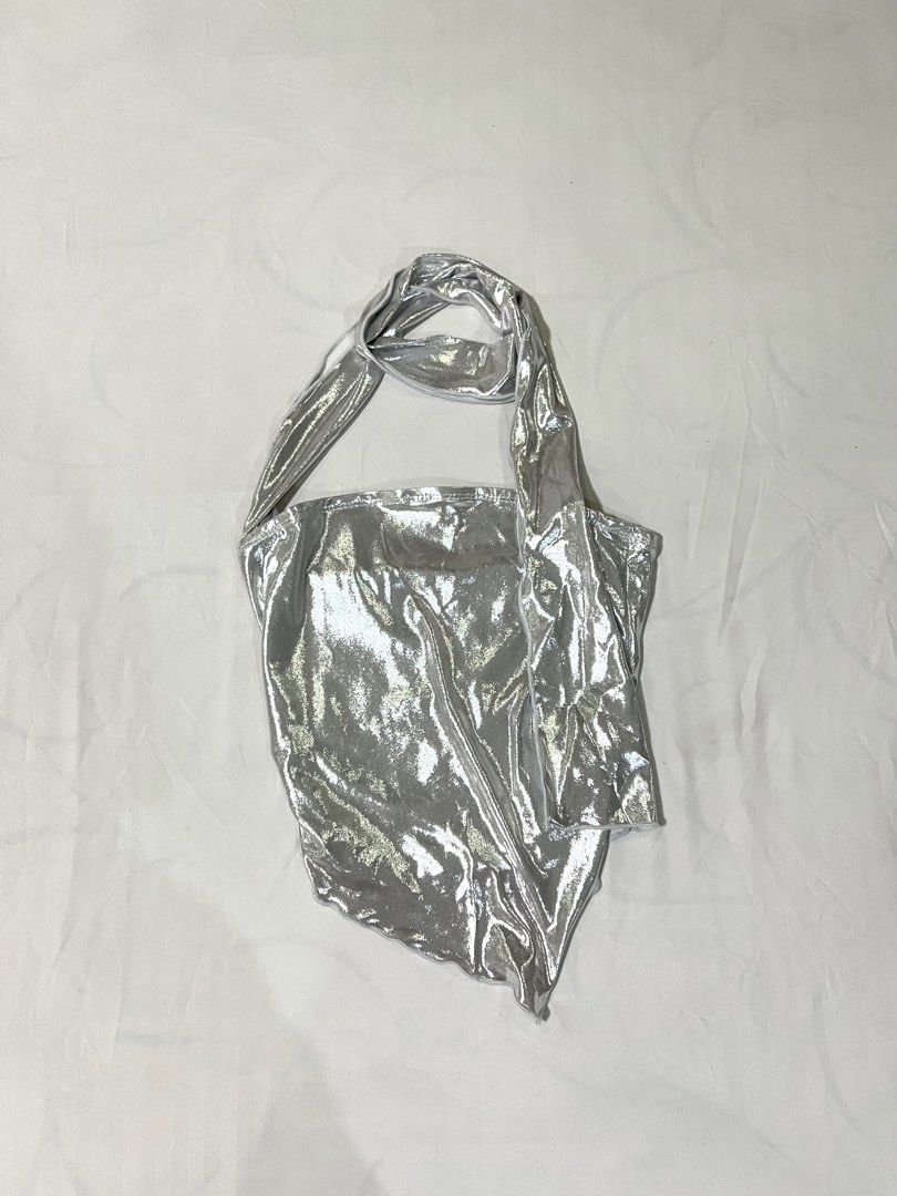 Metalic Halter Top With Scarf (Category: Others Tops) located in Paranaque City. Submitted by reese0906 (Listing ID 1459063930, Image 2). Description: Used once Sold out on Shein Removed the flower.
