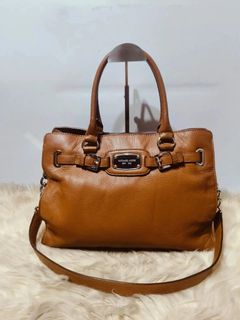 (Category: ) located in . Submitted by your____lux____shop (Listing ID 1458966255, Image 1). Description: .