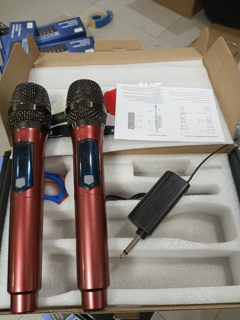 MICROPHONE WIRELESS (Category: Microphones) located in Manila. Submitted by samsudin2001 (Listing ID 1458918348, Image 1). Description: 🎤 WIRELESS MICROPHONE – 2 PCS SET Perfect para sa videoke, karaoke, events, parties, church, meetings, at home use! ✅ 2 Wireless Microphones ✅ Wireless Receiver ✅ Built-in Antenna ✅ FM Modulation ✅ Clear & stable audio transmission ✅ Rechargeable/USB charging setup ✅ May kasamang accessories ✅ Brand New / Sealed